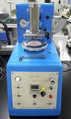 摩耗試験機（ユニバーサル形）2